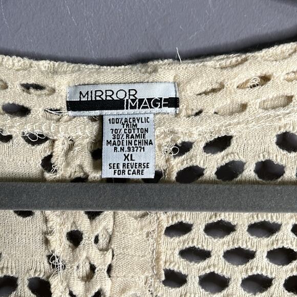 Mirror Image Tan Crochet Top With One Button Closure Size XL - Picture 2 of 9